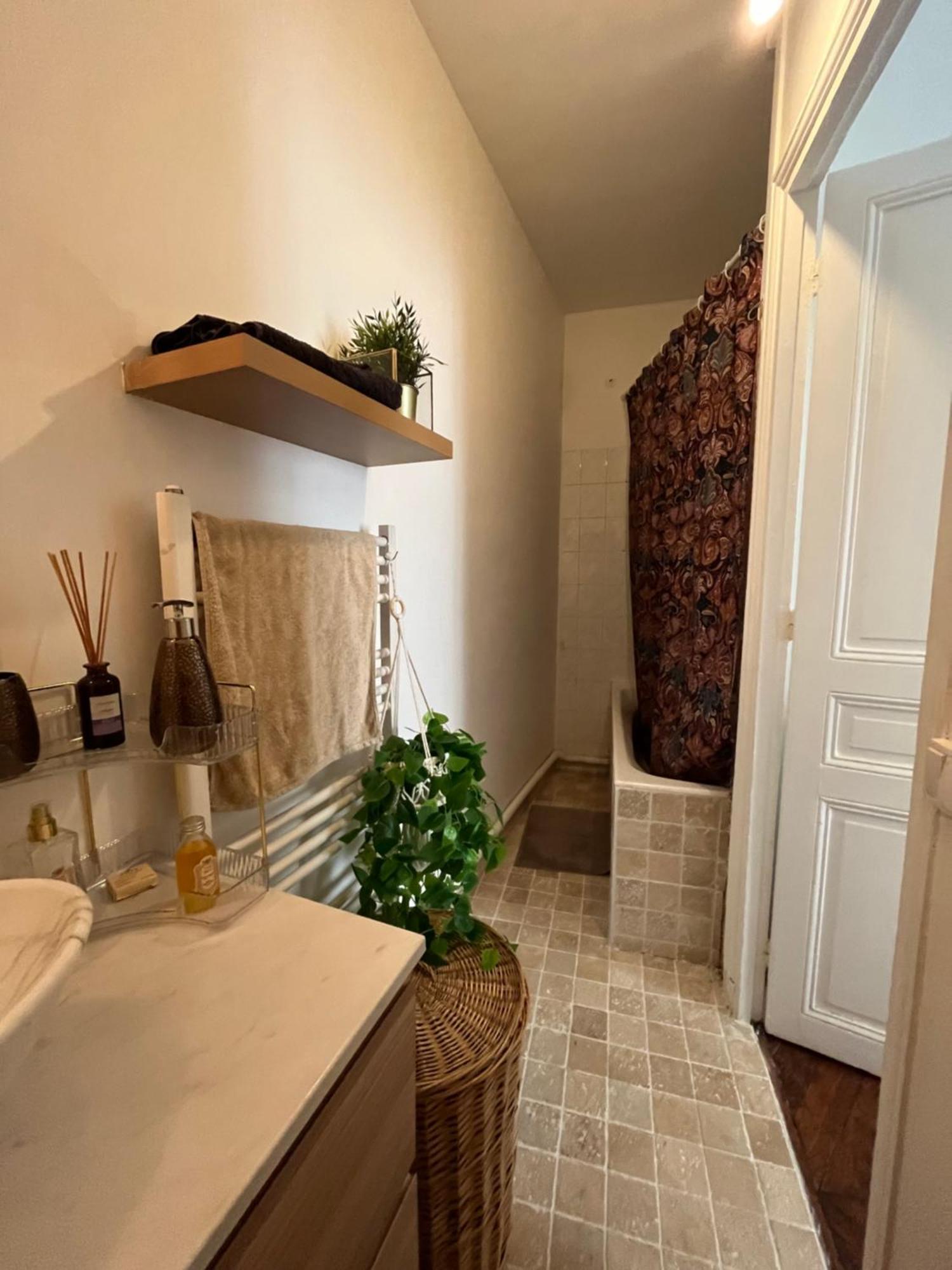 Appt De Charme - 15 Eme